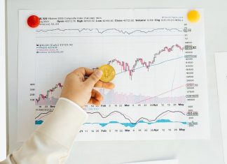 Earn Bitcoin in the market