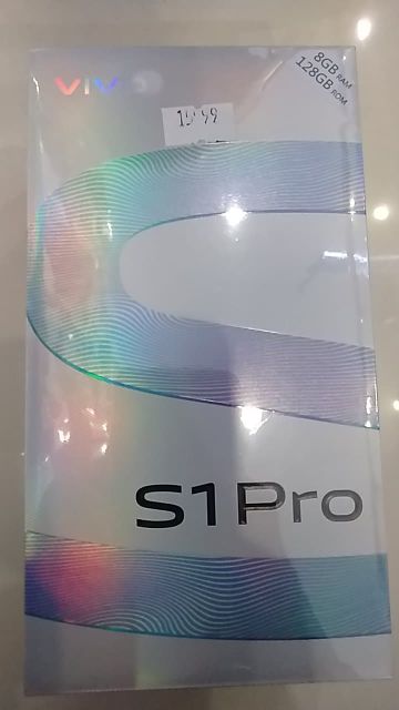 Vivo S1 Pro 8gb/128gb box pack pta approved (03452174314)