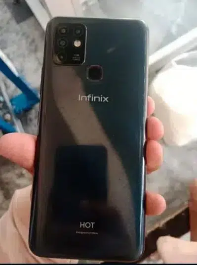 Infinix Hot 10 4/64 urjant sale