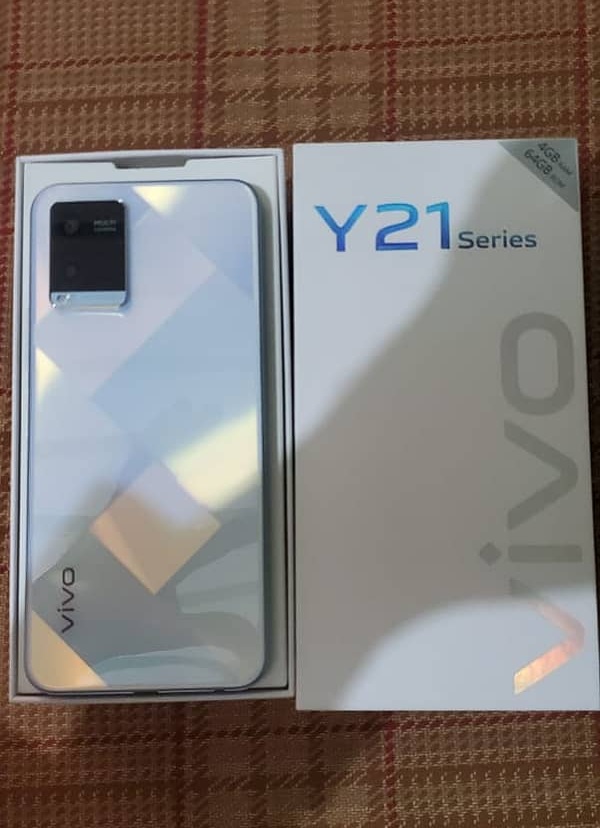 Vivo Y21 box pack brandnew pta approved more detail contact my number (03452174314)