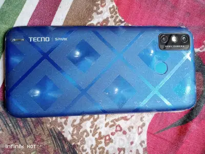 Techno Spark 6 with box and charger. Panel toota hai. 10/10 Working