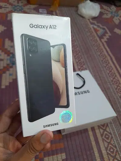 Samsung galaxy A12 4 /128