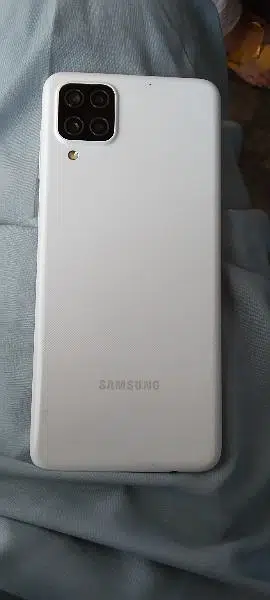 Samsung galaxy a12 4 128 ha complete box ha with 10 month wrinty