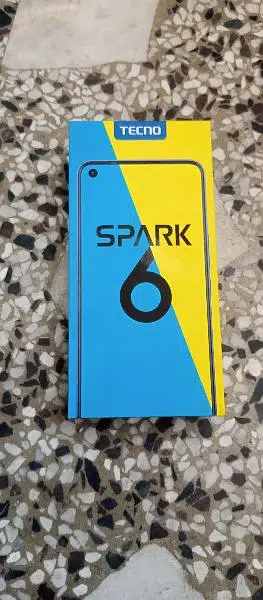 Tecno spark 6.64 gb with box