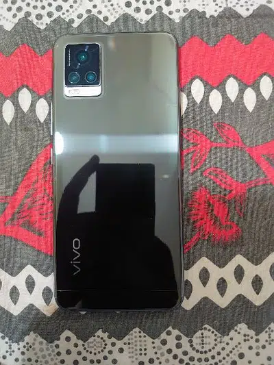 Vivo V20