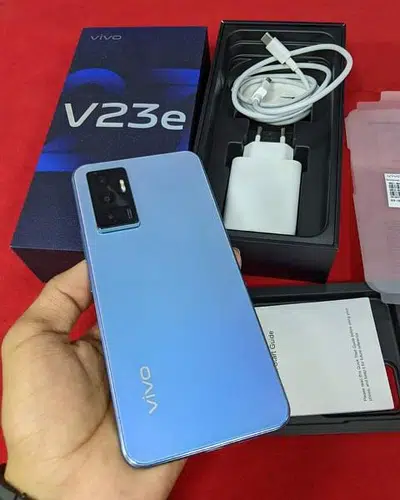 Vivo V23e 8/128 GB with full box