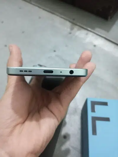 oppo F 21 pro 5G 3 month used