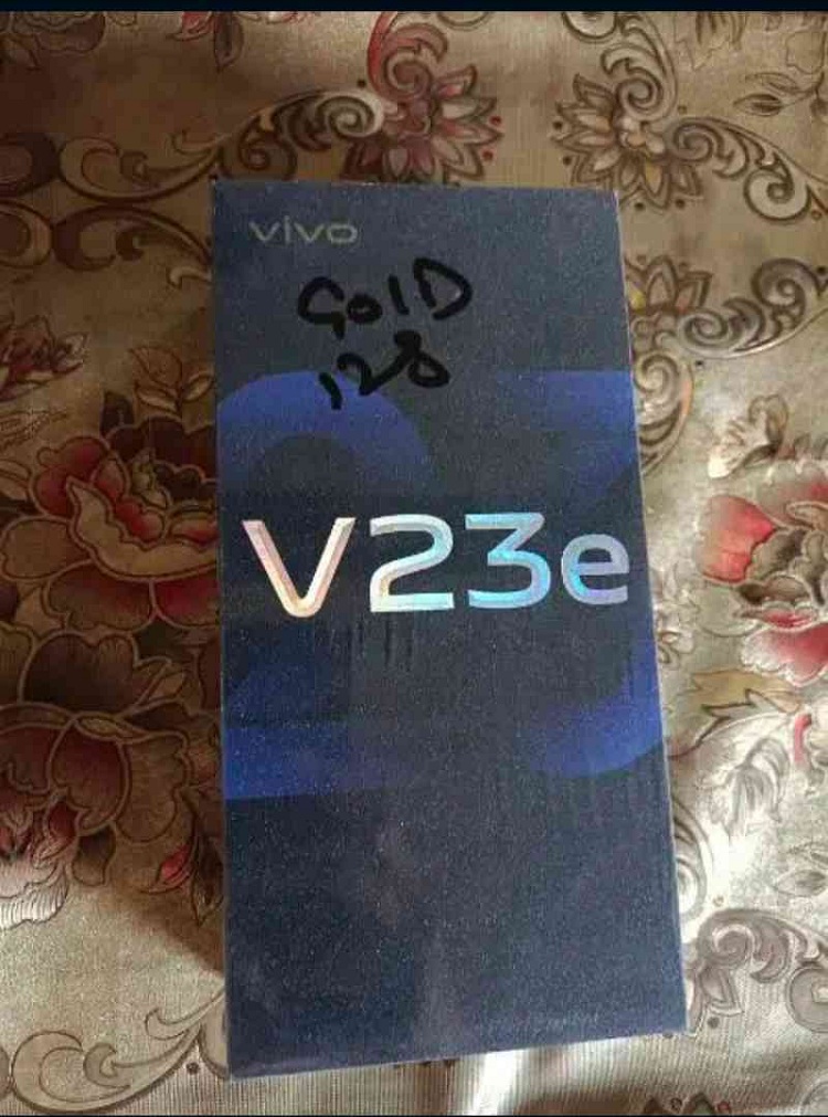 Vivo V23e (8gb/128gb) box pack brand new pta approved more detail contact me  #  (0345 2174314)