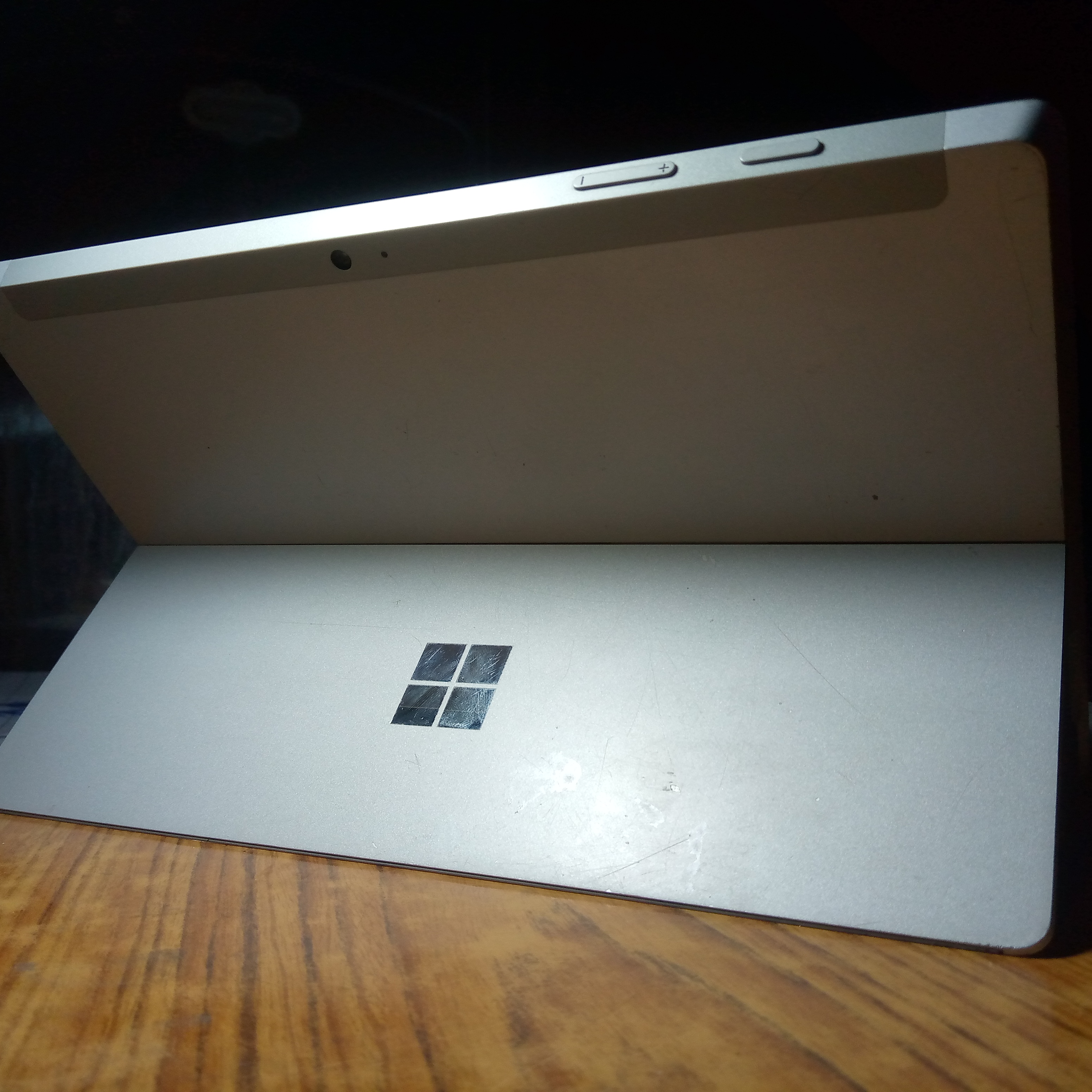 Microsoft surface 2 experience the best old and gold